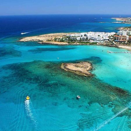 Beach Front Bella Vista By Ezoria Villas Protaras Eksteriør bilde