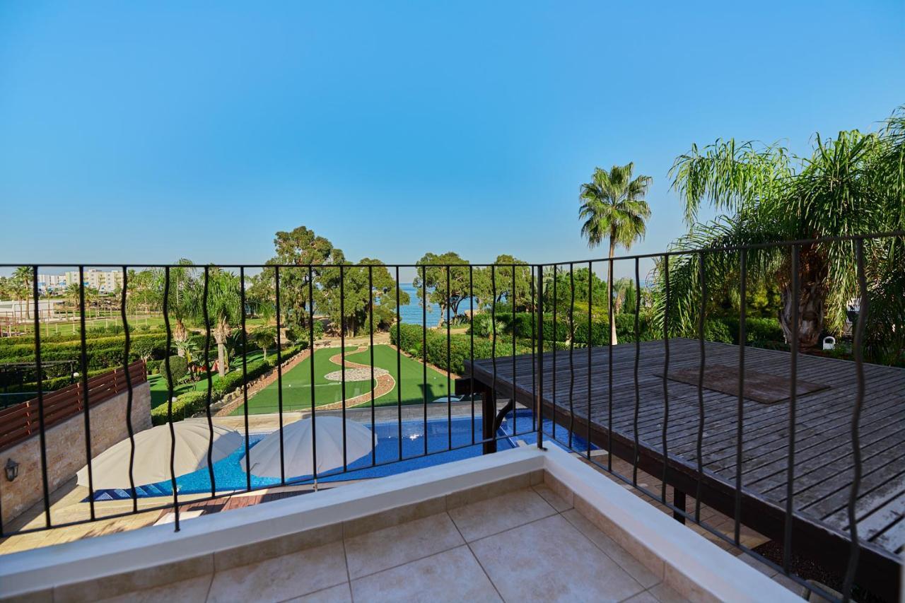 Beach Front Bella Vista By Ezoria Villas Protaras Eksteriør bilde