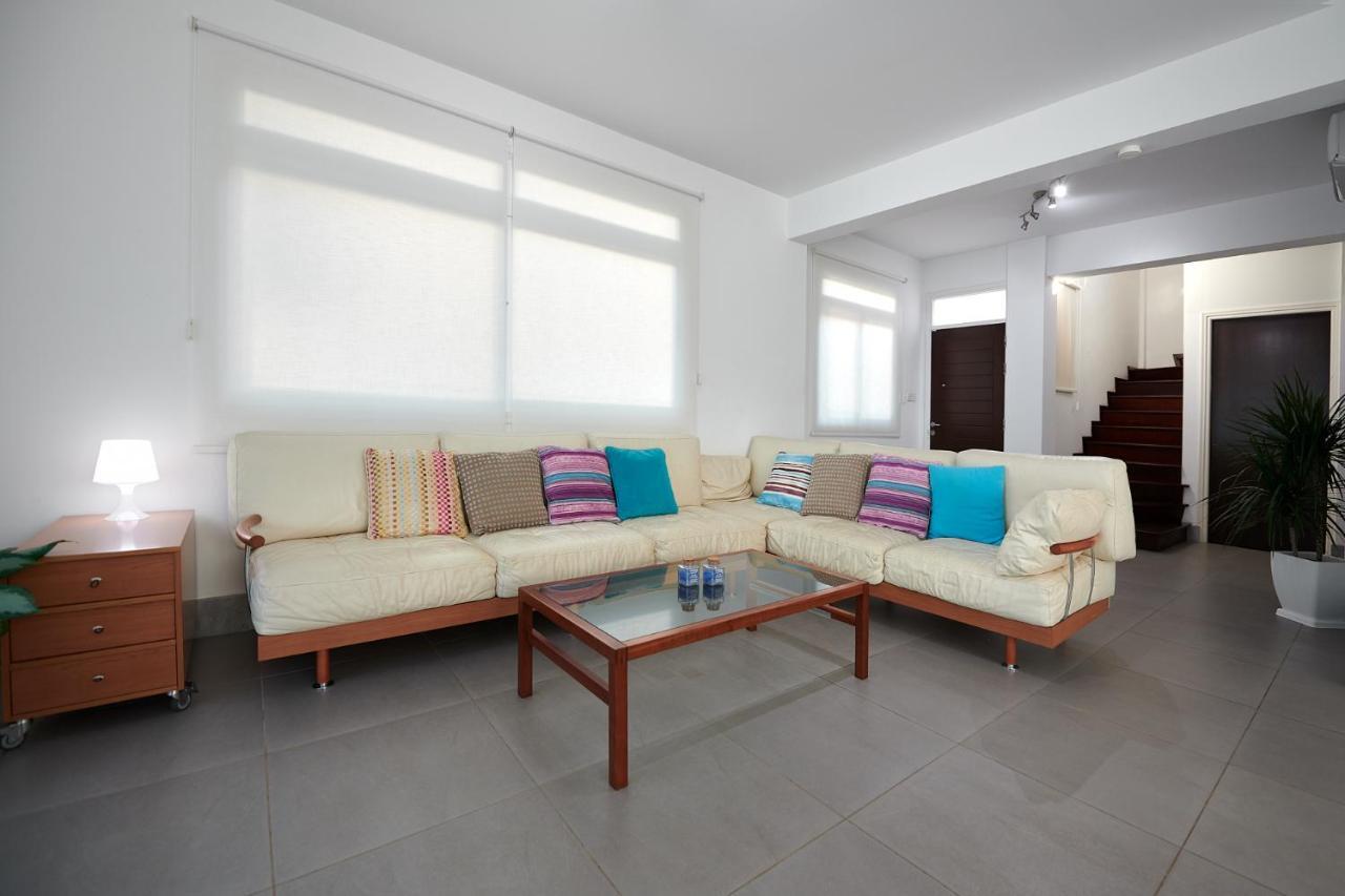 Beach Front Bella Vista By Ezoria Villas Protaras Eksteriør bilde