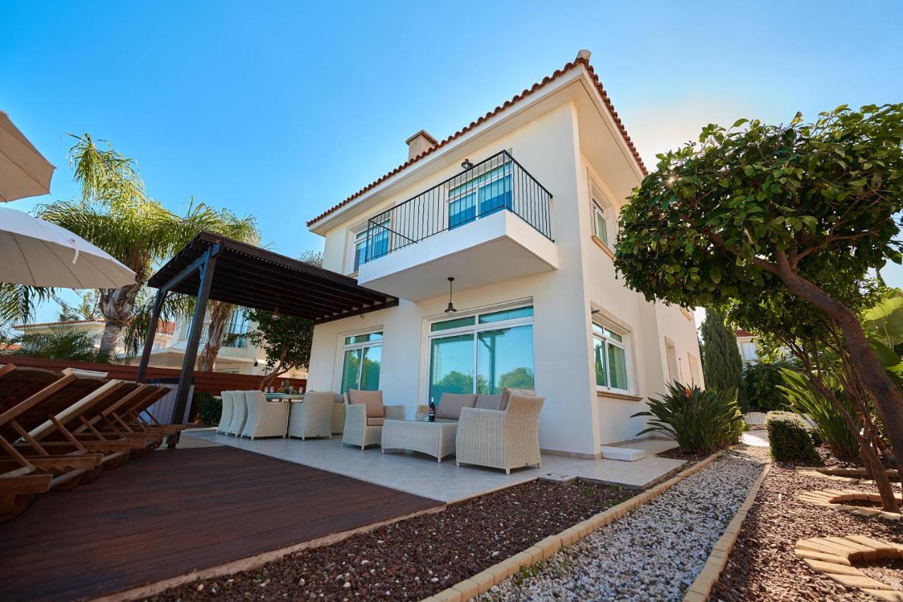 Beach Front Bella Vista By Ezoria Villas Protaras Eksteriør bilde